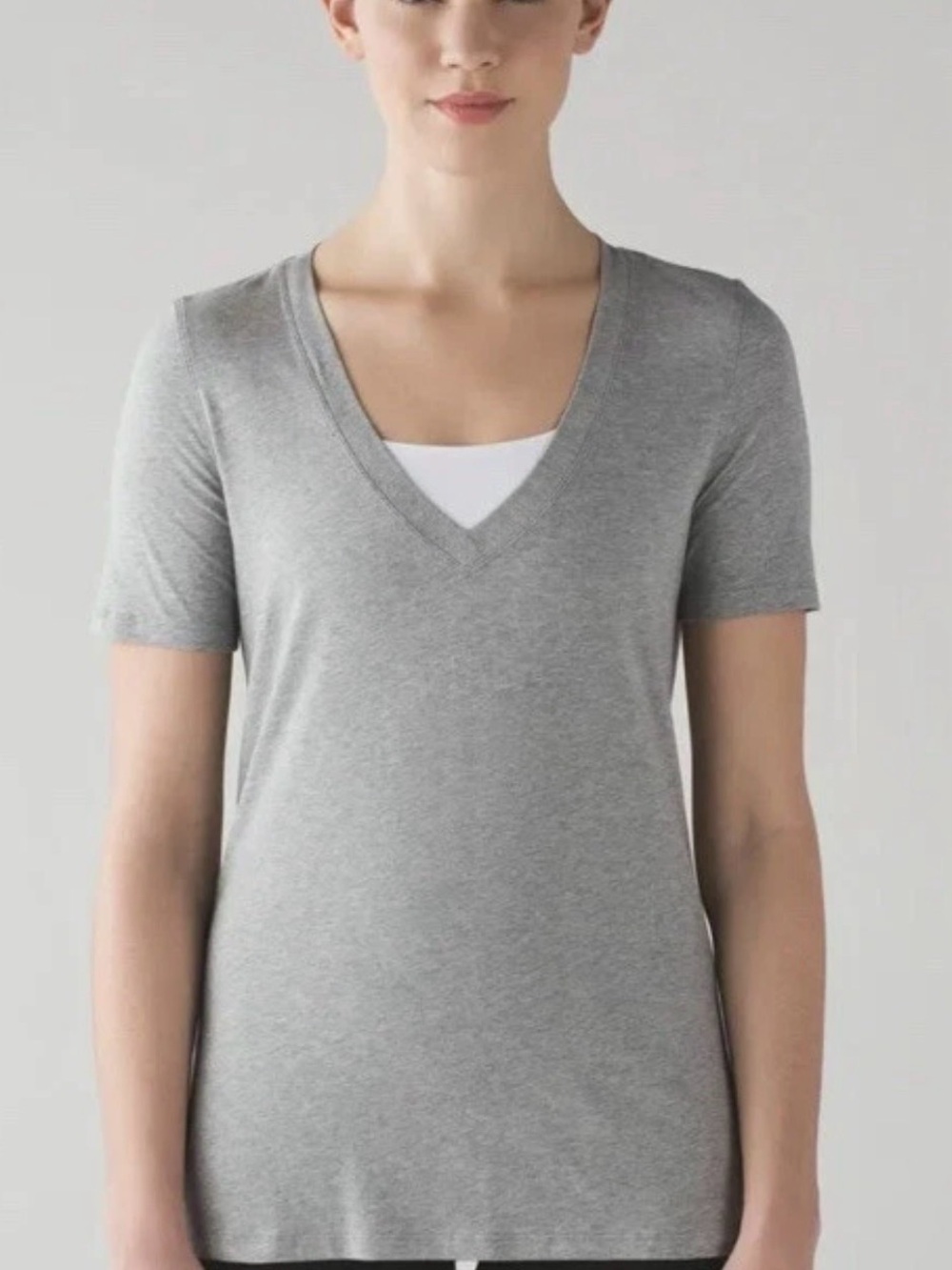 Lululemon Athletica Women's 10 Love Tee IV Heathered Medium Grey V-Neck T-Shirt